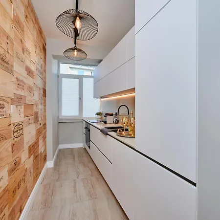 Apartamento Emiliya *